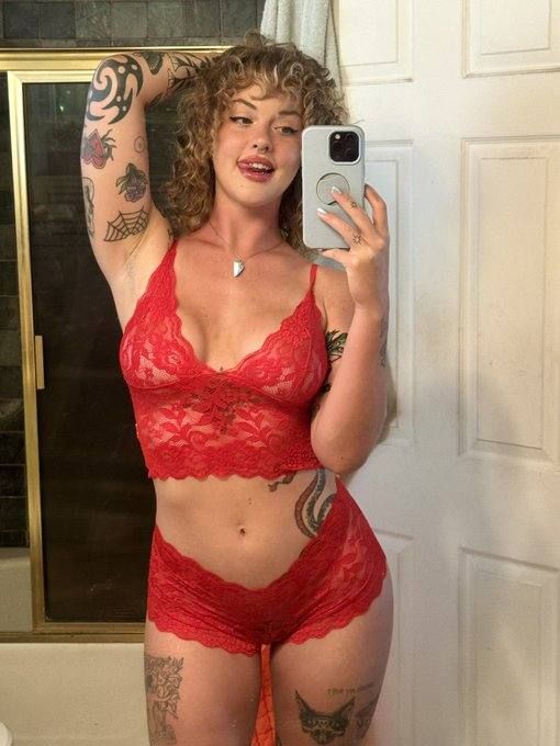 NEED A SWEET WOMAN WITH CLEAN PUSSY AND TITS💋420 FRIENDLY 💝… THEN YOU’RE AT THE RIGHT PLACE,  I’M HELEN  - Image 2